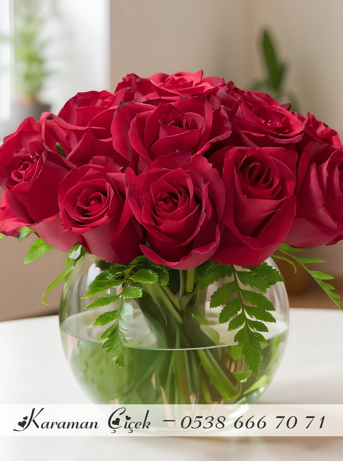 Vazoda Büyük Boy 10 Tane Gül